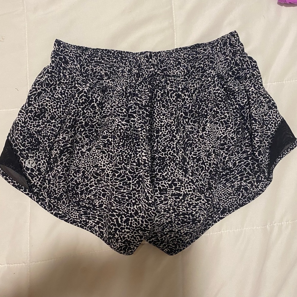 Lululemon Hotty Hot Shorts